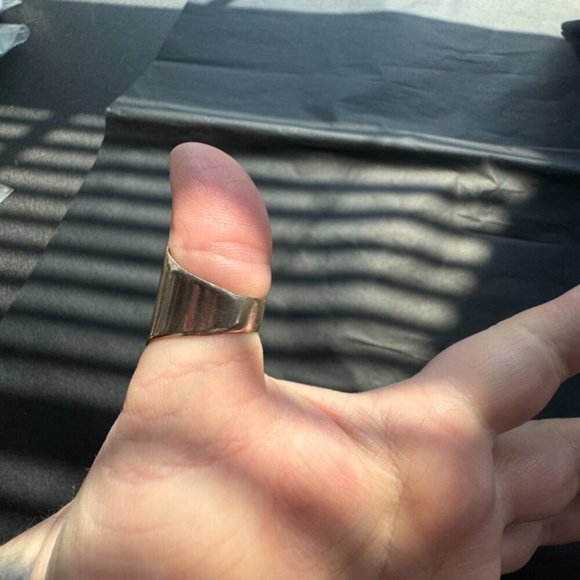 Skull Coffin Shield Ring - Sterling Silver Size 9 - Picture 5 of 6